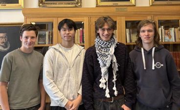 Foto: Regine Bergersen Lundevall en gruppe mennesker som poserer for et bilde