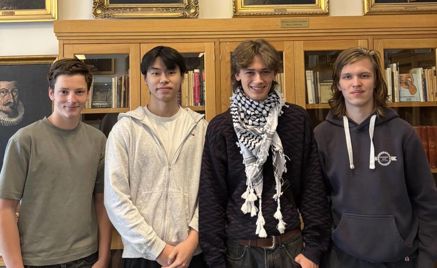 Foto: Regine Bergersen Lundevall en gruppe mennesker som poserer for et bilde