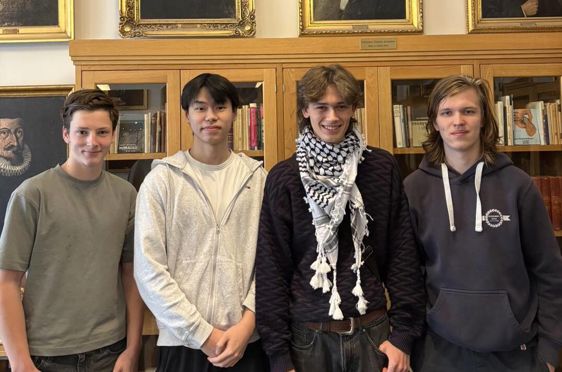 Foto: Regine Bergersen Lundevall en gruppe mennesker som poserer for et bilde