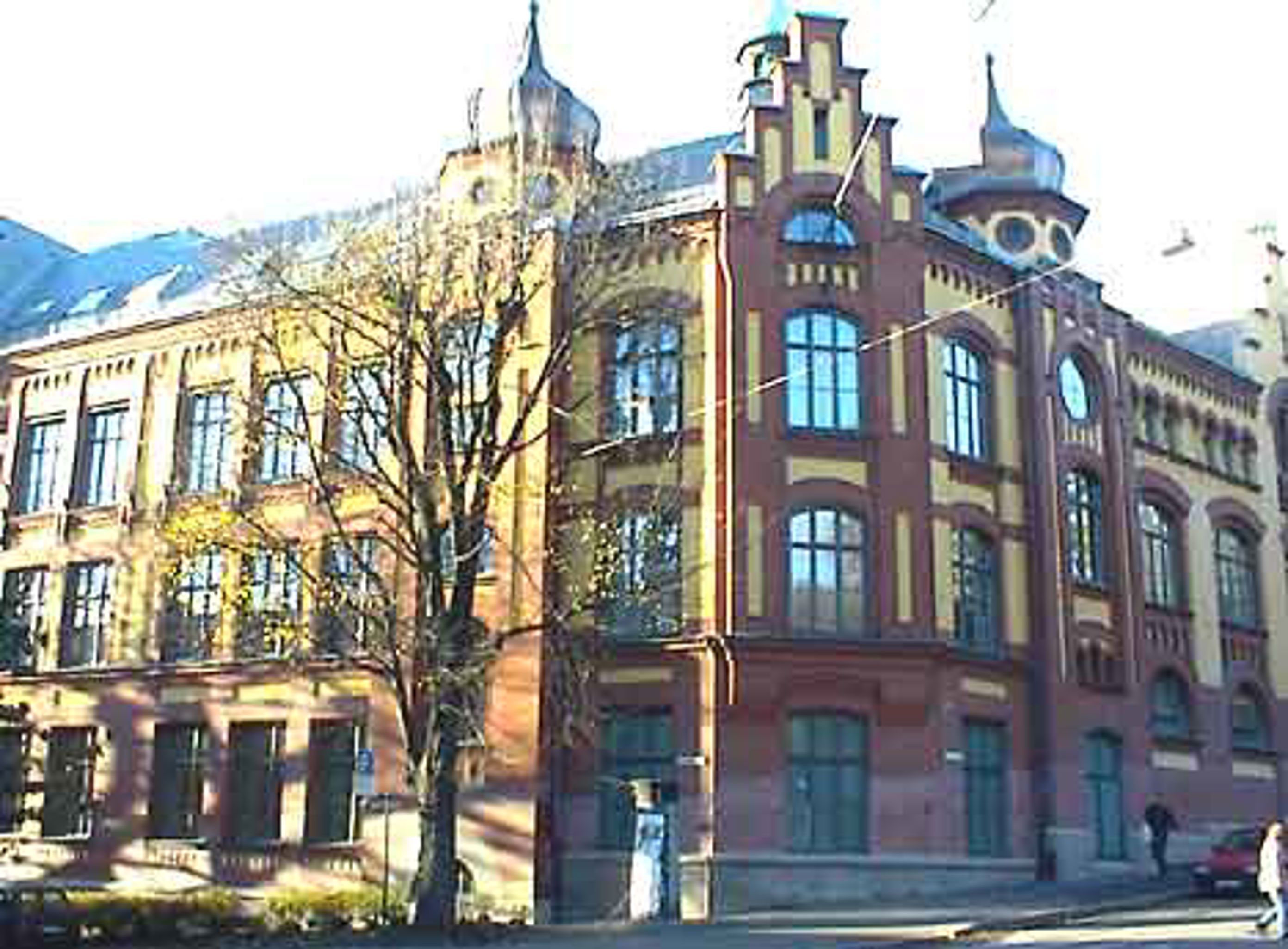 Foto: Oslo katedralskole Fasade fra Ullevålsveien