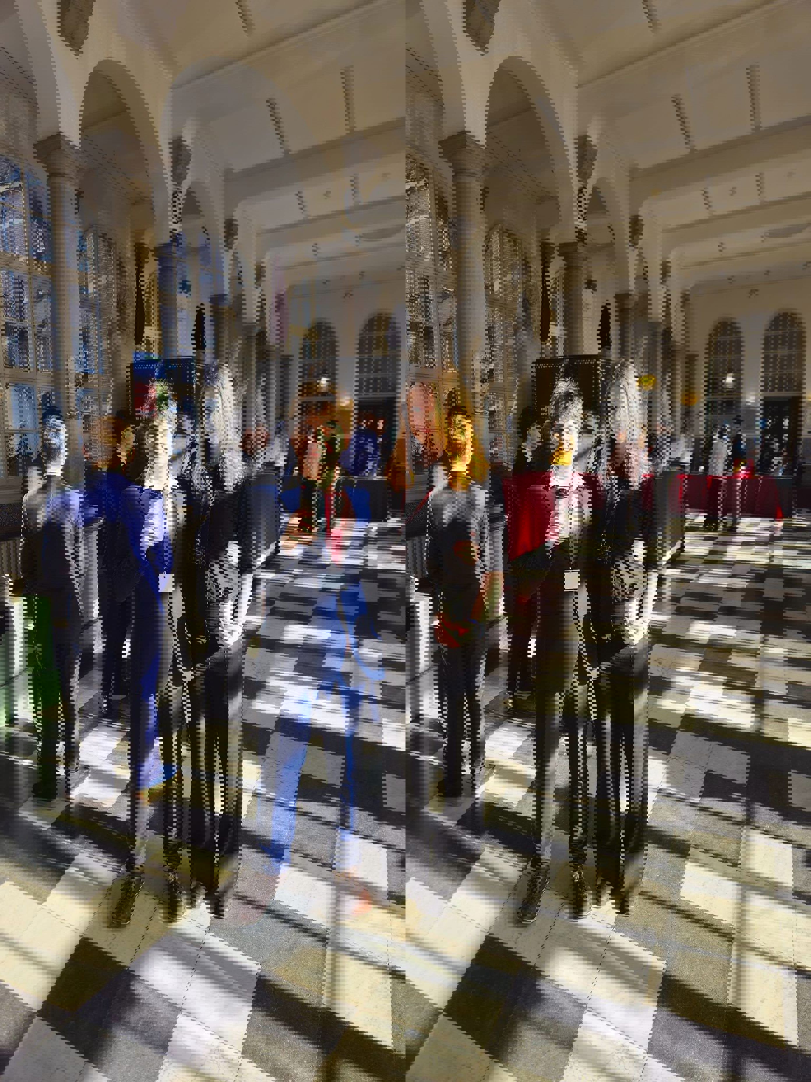 Foto: Andreas Bagås Lien En gruppe mennesker i en bygning