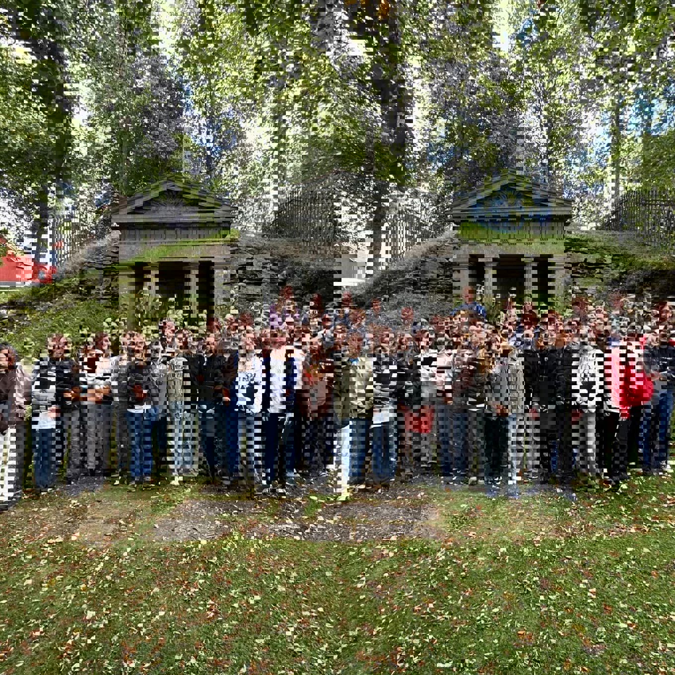 Foto: Regine Lundevall Bergersen en gruppe mennesker som poserer for et bilde